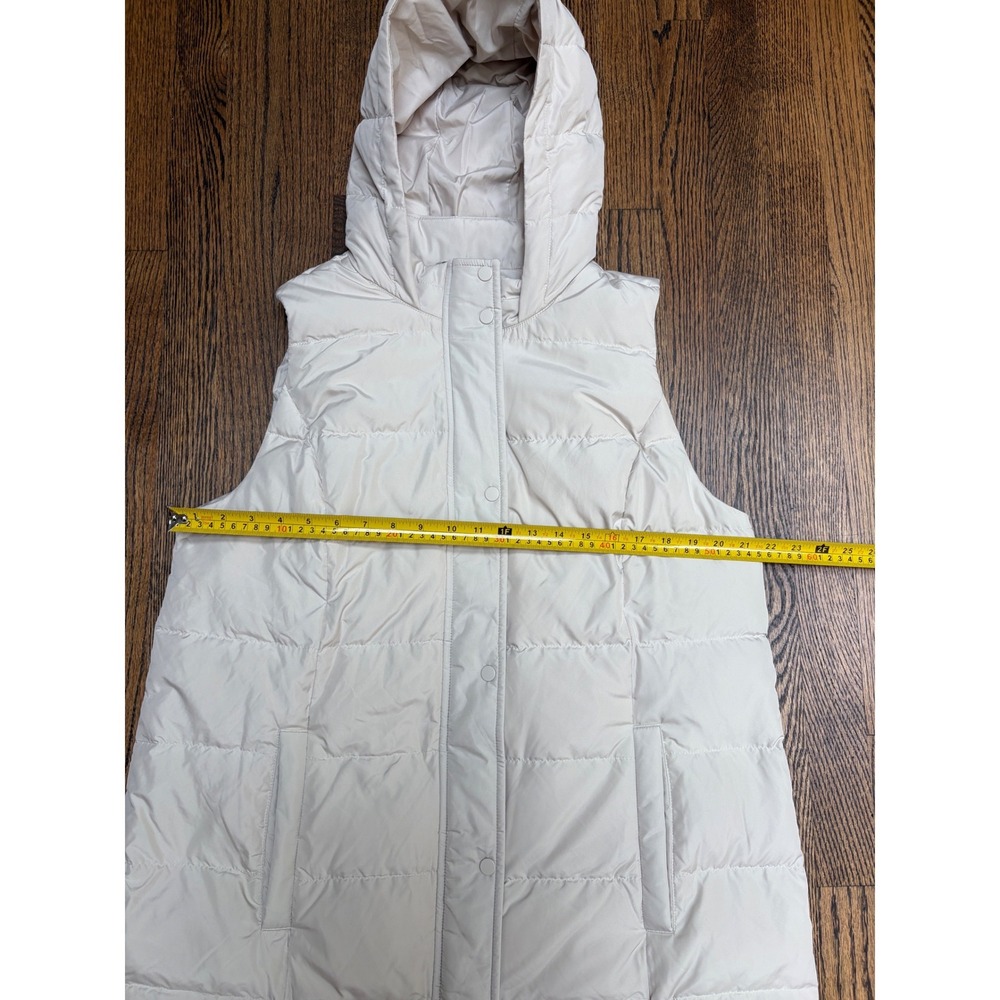 J. Jill Down Puffer Vest Off White Tan Down Filled Hooded Quiet Luxury Gorpcore - Picture 3 of 7